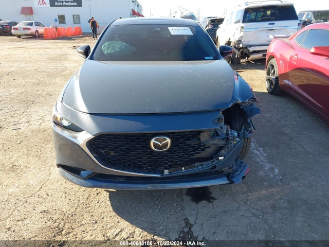 3MZBPBCMXPM357785 Mazda Mazda3 2.5 S Carbon Edition