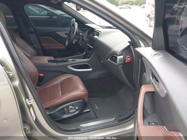 2018 JAGUAR F-PACE SADCM2FV2JA271738 Photo 4