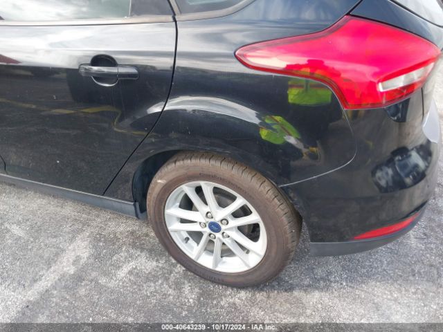 1FADP3K28FL307328 Ford FOCUS SE