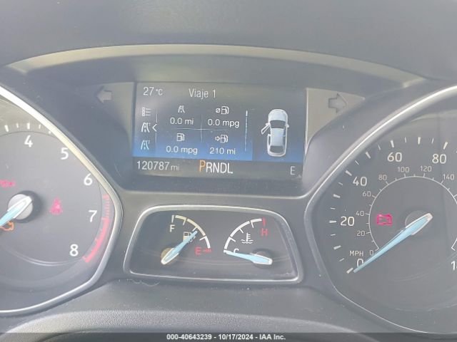 1FADP3K28FL307328 Ford FOCUS SE