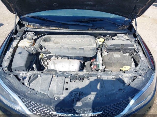 1C3CCCAB3GN172532 Chrysler 200 Limited