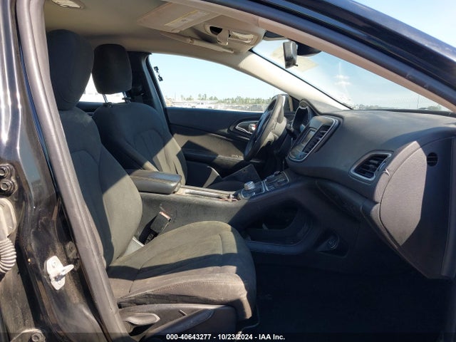 Chrysler 200 Limited 2016 1C3CCCAB3GN172532 Image 5