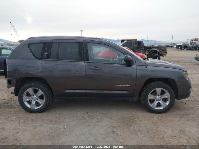 1C4NJDBB0GD610346 Jeep Compass Sport