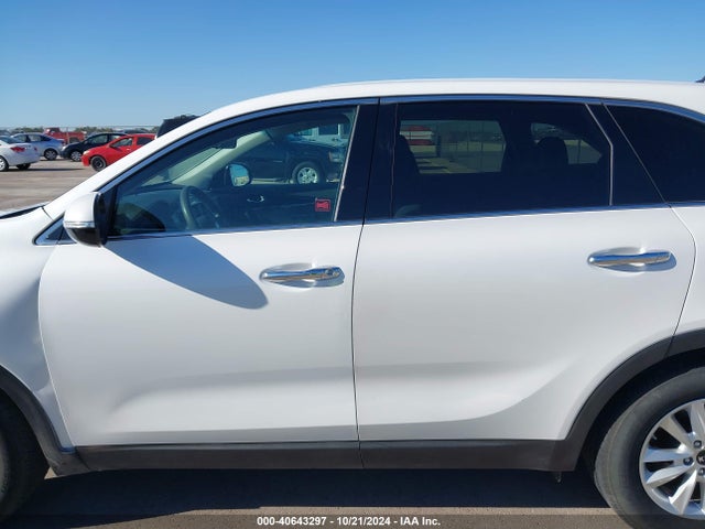 KIA Sorento 3.3l Lx 2019 5XYPG4A50KG485555 Image 14