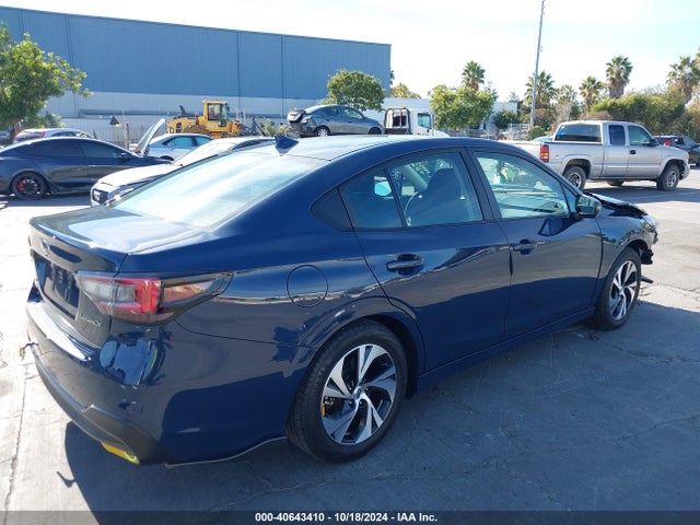 4S3BWAF66R3014697 Subaru Legacy Premium