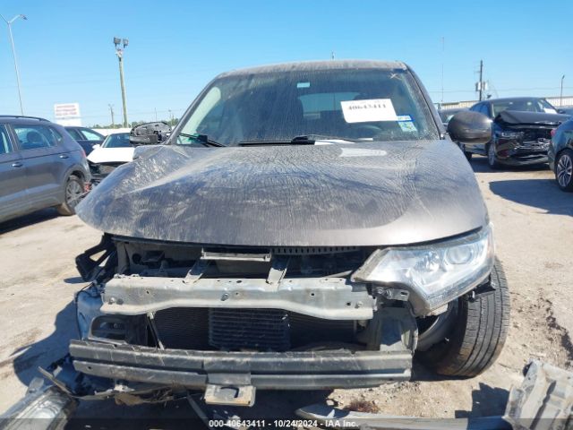 JA4AD3A38GZ025988 Mitsubishi Outlander Se