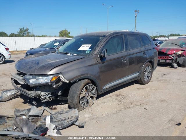 JA4AD3A38GZ025988 Mitsubishi Outlander Se