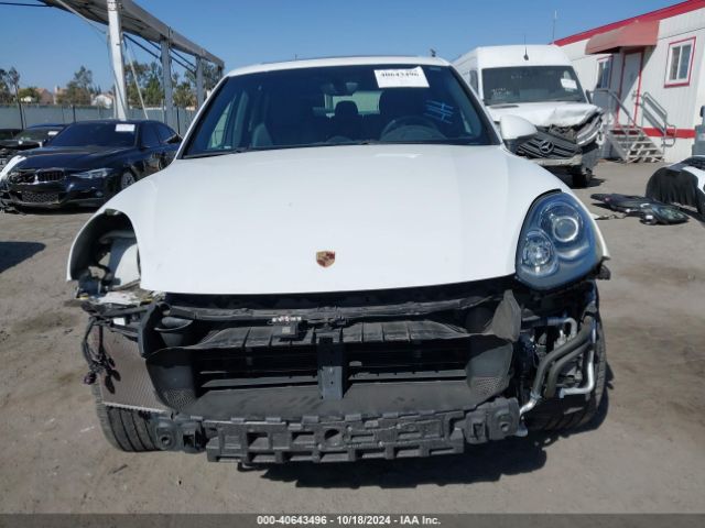 WP1AE2A25HLA74766 Porsche Cayenne E-hybrid S Platinum Edition