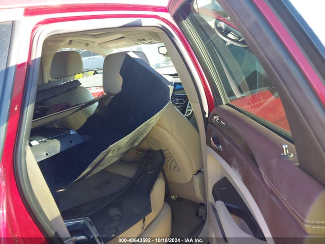 3GYFNDE33FS586601 Cadillac Srx Premium Collection