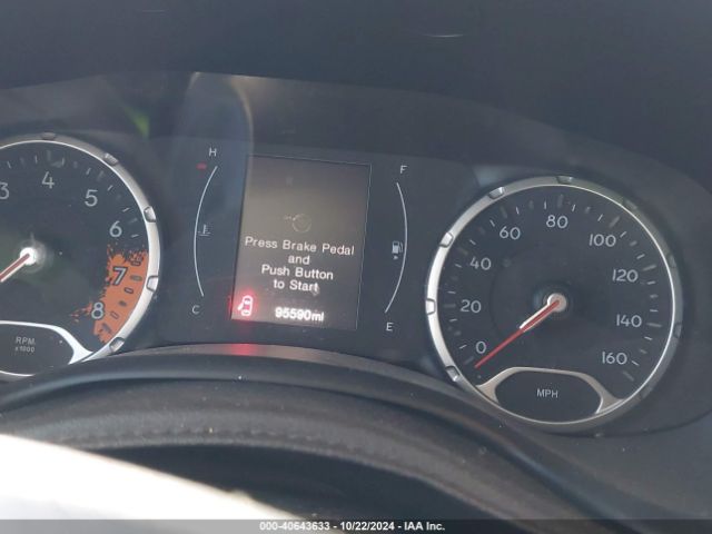ZACCJABT3FPC08724 Jeep Renegade Latitude