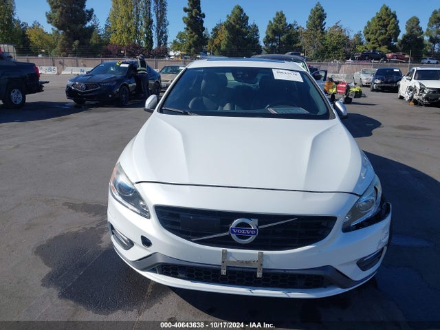 Volvo S60 T6 R-design Platinum 2017 YV149MTS6H2435367 Image 12