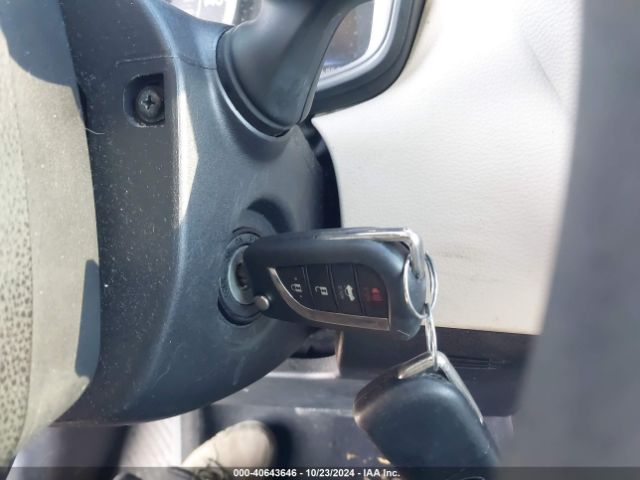 5YFEPRAE6LP141309 Toyota COROLLA LE