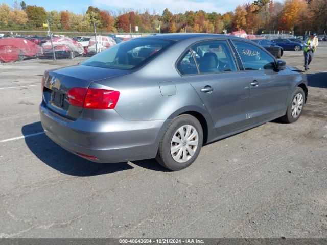 3VW1K7AJ3EM372920 Volkswagen Jetta 2.0l S