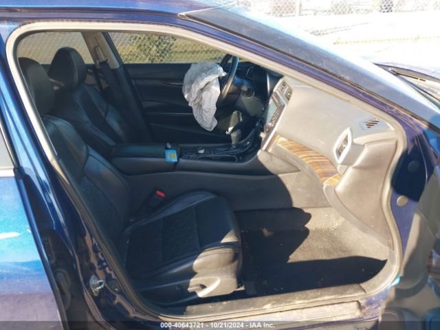 1N4AA6AP2GC382319 Nissan Maxima 3.5 Platinum