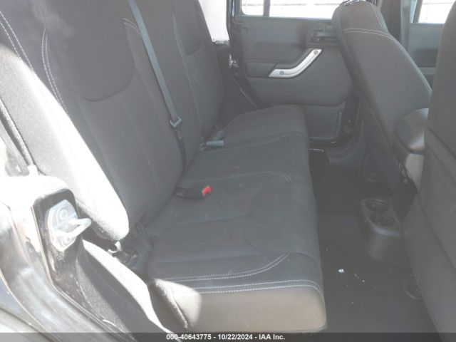 1C4BJWEG9HL669182 Jeep Wrangler Unlimited Sahara 4x4
