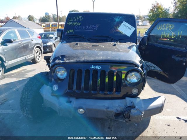 1C4BJWDG6HL540690 Jeep Wrangler Unlimited Sport 4x4