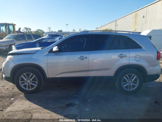 5XYKT4A69FG617832 KIA SORENTO LX