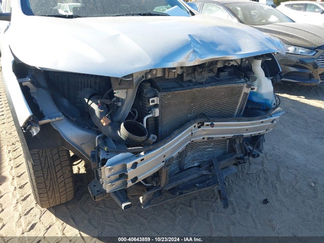 1GKKNSLA9KZ261642 GMC Acadia Sle-2