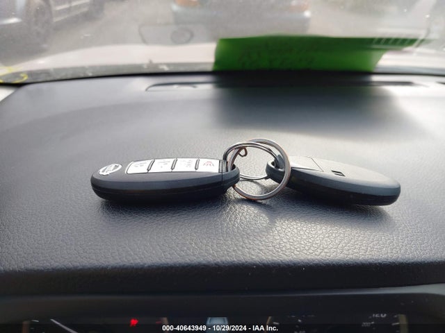 3N1AB7AP5JY315292 Nissan SENTRA SR