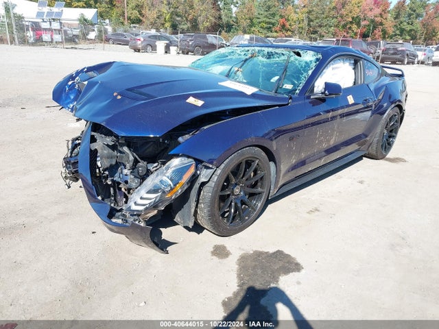 Ford Mustang Gt Premium 2018 1FA6P8CF1J5113308 Image 2