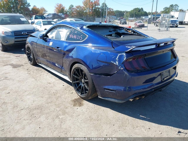 Ford Mustang Gt Premium 2018 1FA6P8CF1J5113308 Image 3