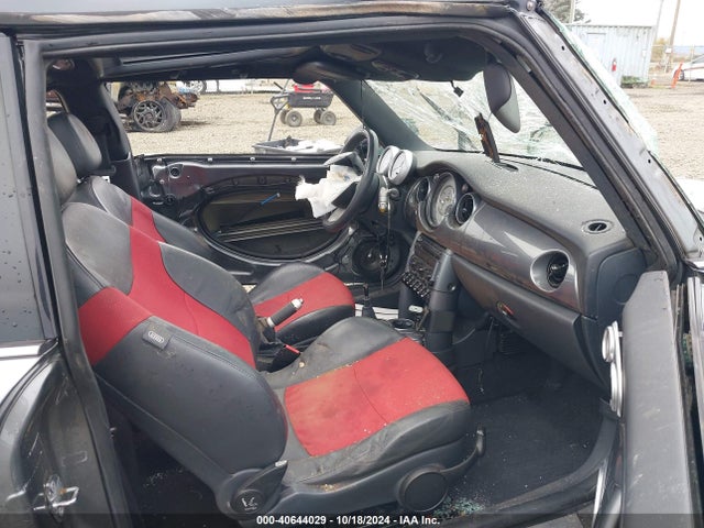 2005 MINI COOPER S WMWRE33585TL11177 Photo 4