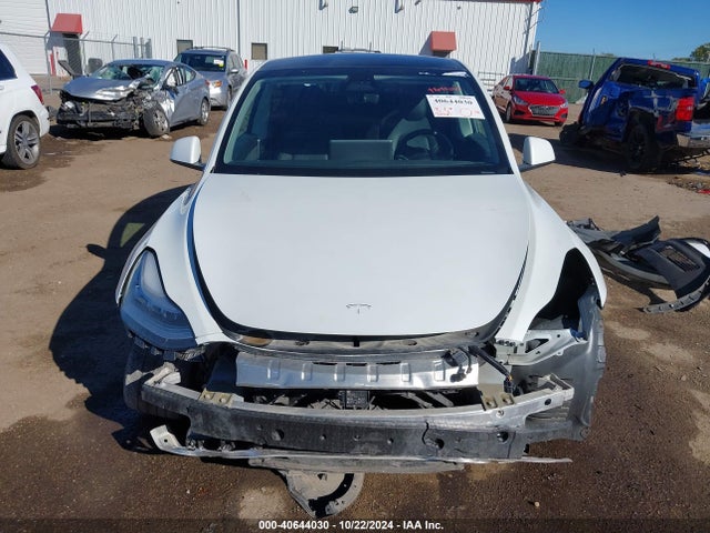 5YJYGDEF8LF002572 Tesla Model Y