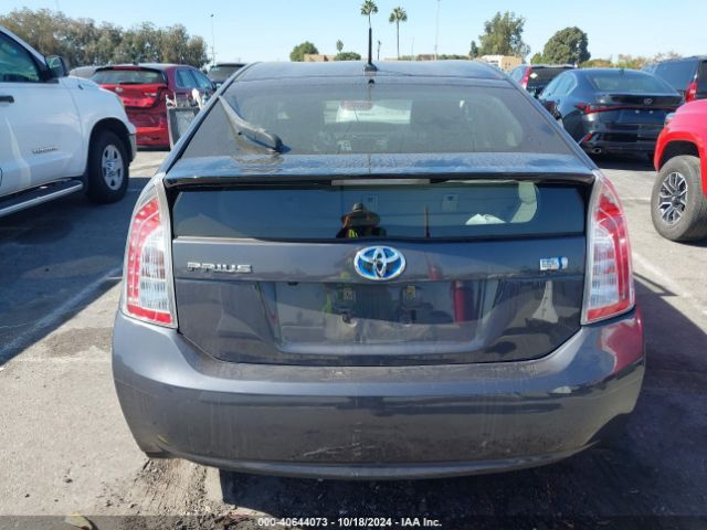 JTDKN3DU9F1939904 Toyota Prius