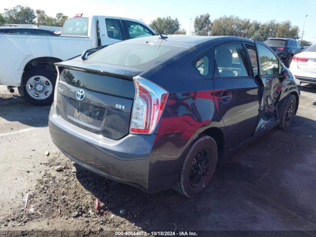 JTDKN3DU9F1939904 Toyota Prius