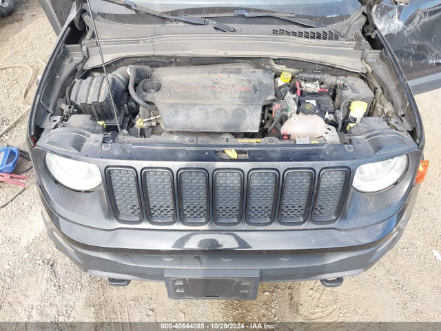 ZACNJBAB7LPL45195 Jeep Renegade Upland 4x4