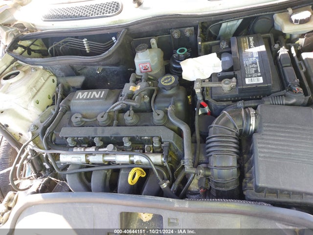 2006 MINI COOPER WMWRF33576TG14629 Photo 9