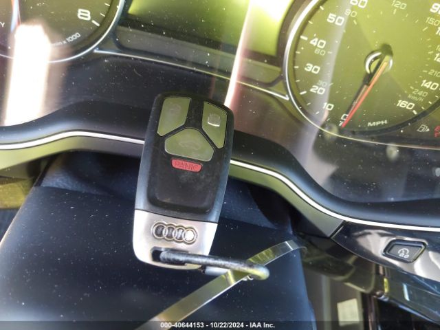 WA1LAAF72JD014717 Audi Q7 3.0t Premium