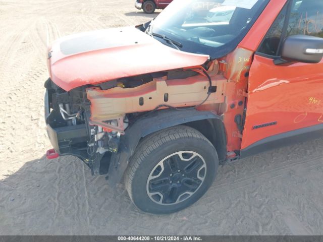 ZACCJBCT8GPD70712 Jeep Renegade Trailhawk