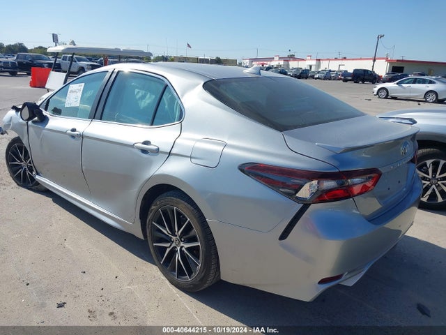 Toyota CAMRY SE 2022 4T1G11AK5NU708600 Image 3