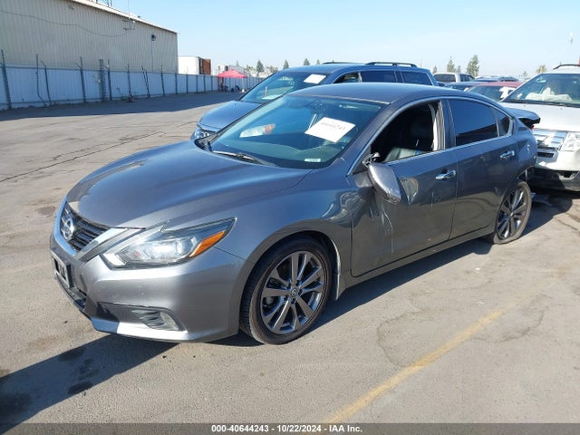 Nissan Altima 2.5 Sr 2018 1N4AL3AP6JC135126 Image 2