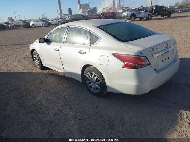 Nissan Altima 2.5 S 2015 1N4AL3AP3FC101796 Image 3