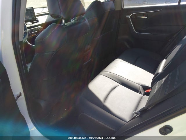 Toyota Rav4 Xle Premium 2019 JTMA1RFV7KD041505 Image 8