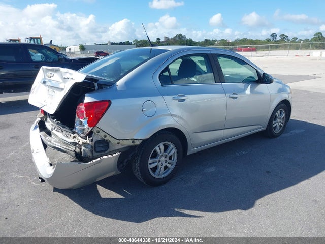 Chevrolet Sonic Lt Auto 2014 1G1JC5SH7E4175818 Image 4