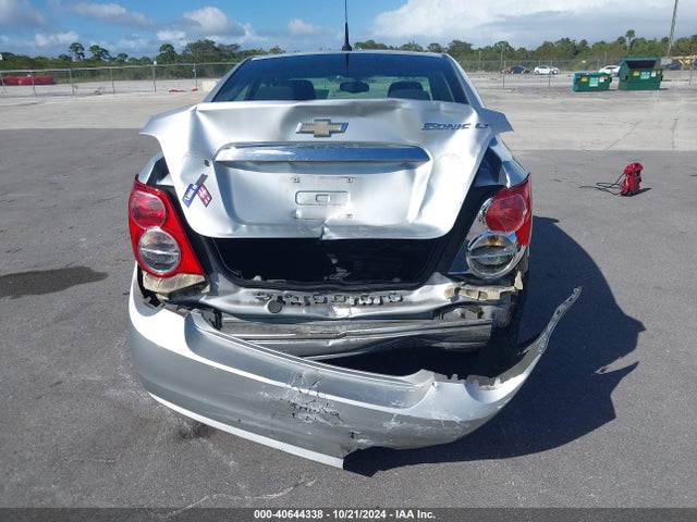 Chevrolet Sonic Lt Auto 2014 1G1JC5SH7E4175818 Image 6