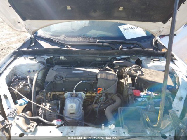 1HGCR2F3XHA275768 Honda ACCORD LX
