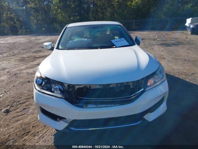 1HGCR2F3XHA275768 Honda ACCORD LX