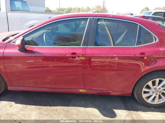 Toyota CAMRY LE 2021 4T1C11AK3MU557320 Image 14
