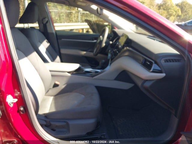 Toyota CAMRY LE 2021 4T1C11AK3MU557320 Image 5