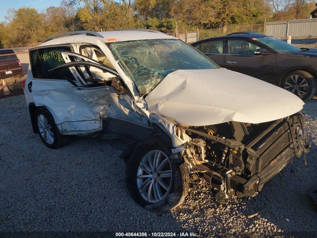 Volkswagen TIGUAN SE 2014 WVGBV3AX0EW568367 Image 6