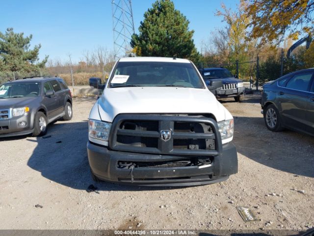 3C6UR5CL5JG415684 RAM 2500 Tradesman  4x4 6'4 Box