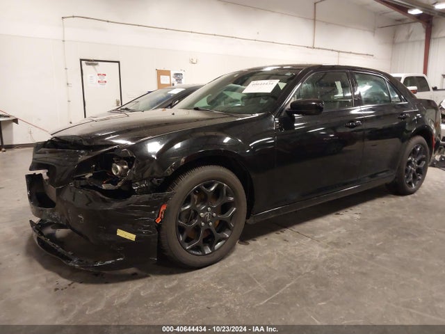 2C3CCAGG2KH569805 Chrysler 300 300s Awd