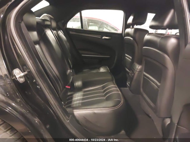 2C3CCAGG2KH569805 Chrysler 300 300s Awd