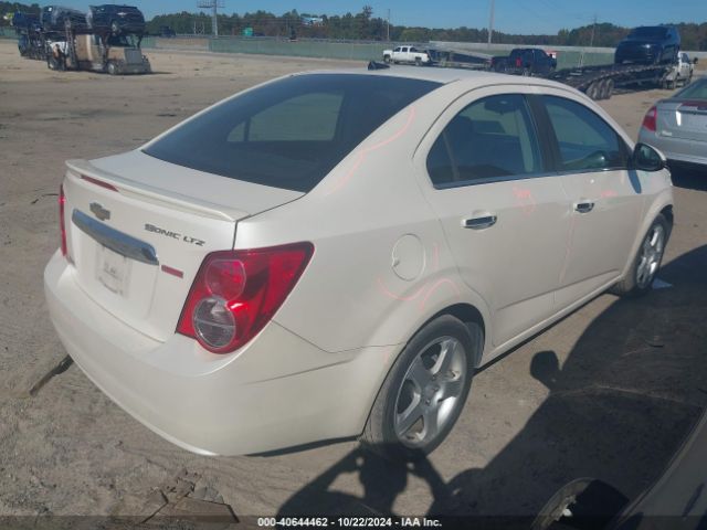1G1JE5SB5E4132777 Chevrolet Sonic Ltz Auto