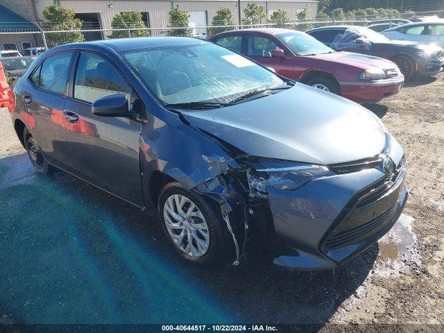 Toyota COROLLA LE 2018 5YFBURHE4JP813804 Image 6