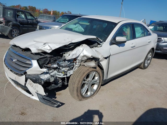 Ford TAURUS SEL 2014 1FAHP2E87EG158994 Image 2